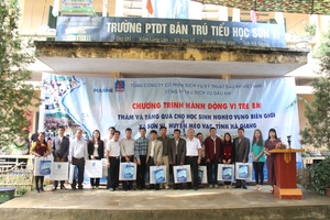 PTSC Marine và Kris Energy tổ chức chương trình từ thiện không biên giới tại xã Sơn Vĩ - Hà Giang