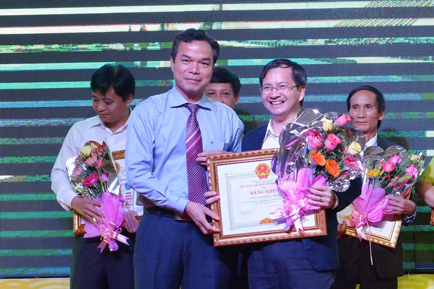 BSR được vinh danh “Doanh nghiệp đóng góp tích cực vào sự phát triển kinh tế - xã hội tỉnh Quảng Ngãi năm 2018”