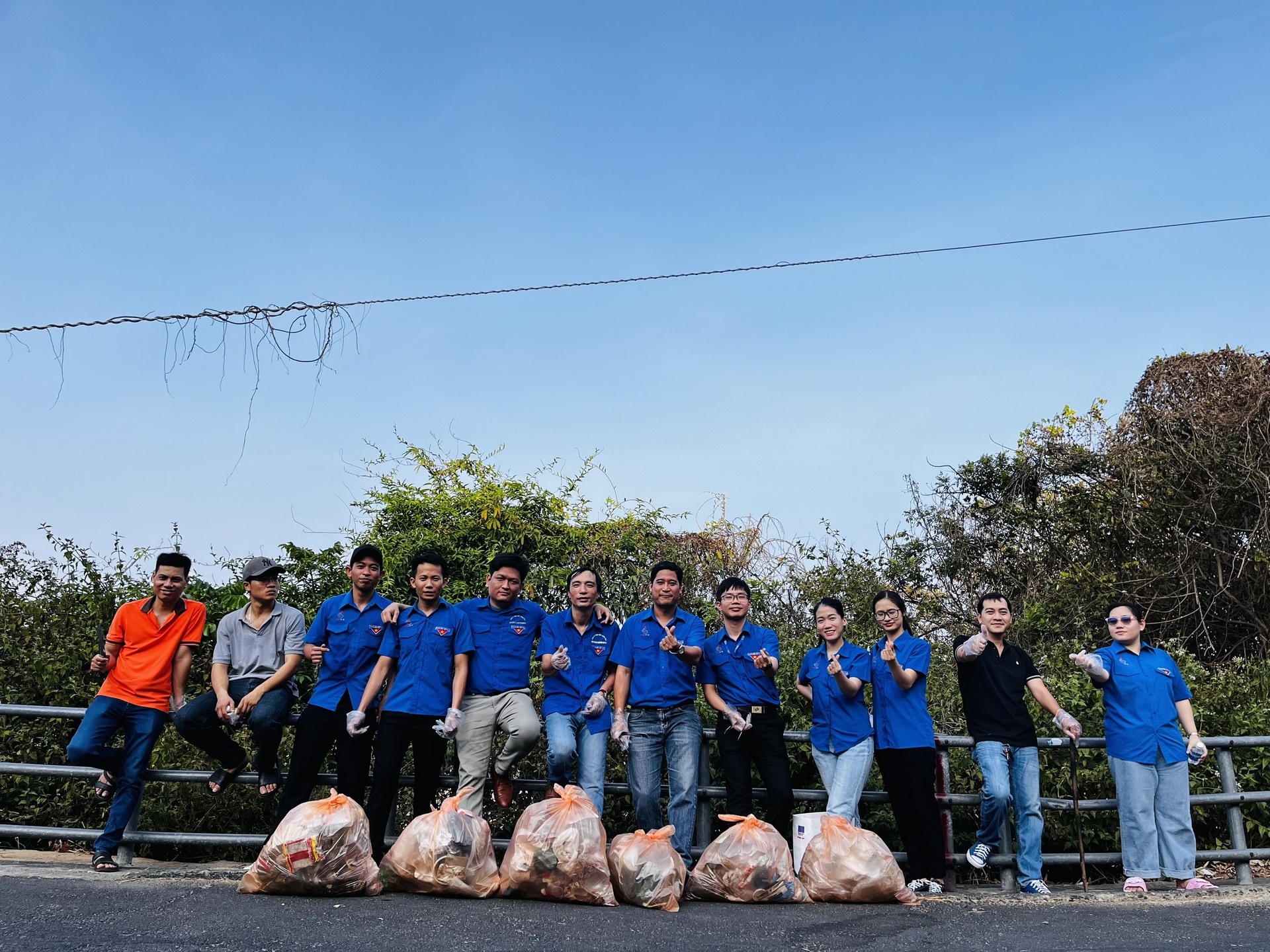 Tuổi trẻ PTSC G&S hưởng ứng tháng Thanh niên 2023 với chủ đề “ Vì một Việt Nam xanh”