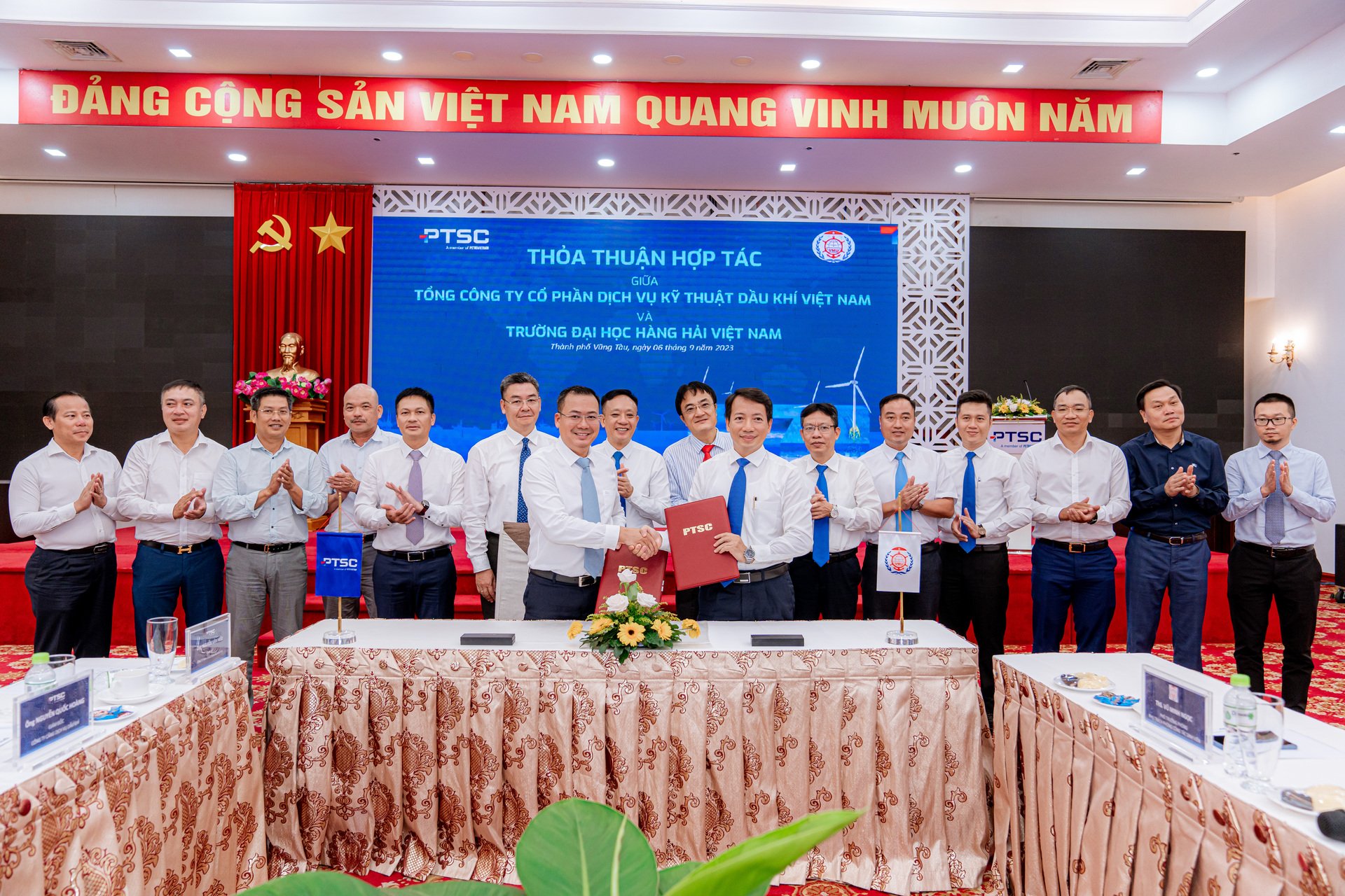 Tổng công ty PTSC và trường Đại học Hàng hải Việt Nam ký Thỏa thuận hợp tác