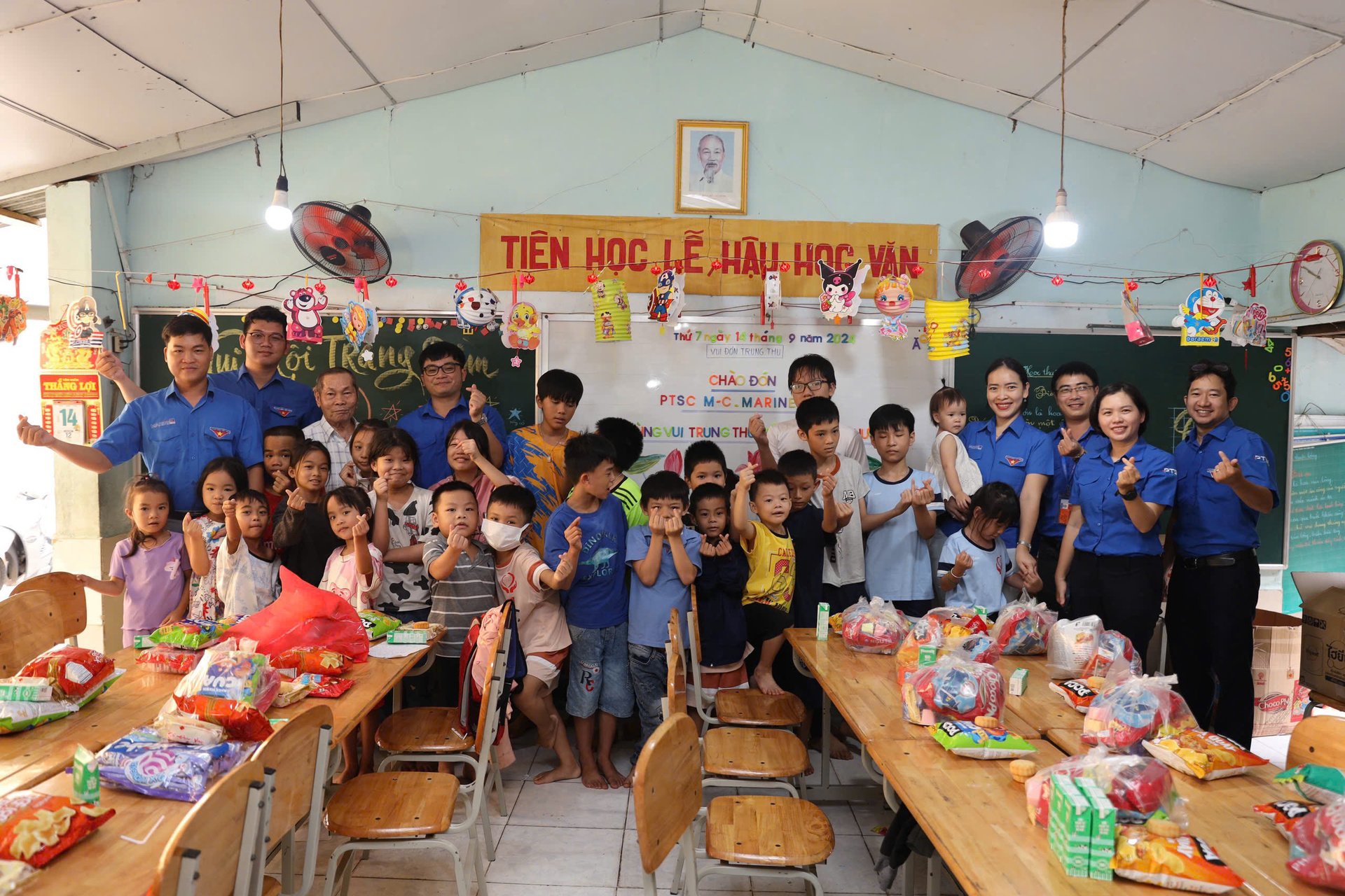 Tuổi trẻ PTSC và chương trình " Vui Tết Trung thu" ở lớp học tình thương Thành phố Vũng Tàu