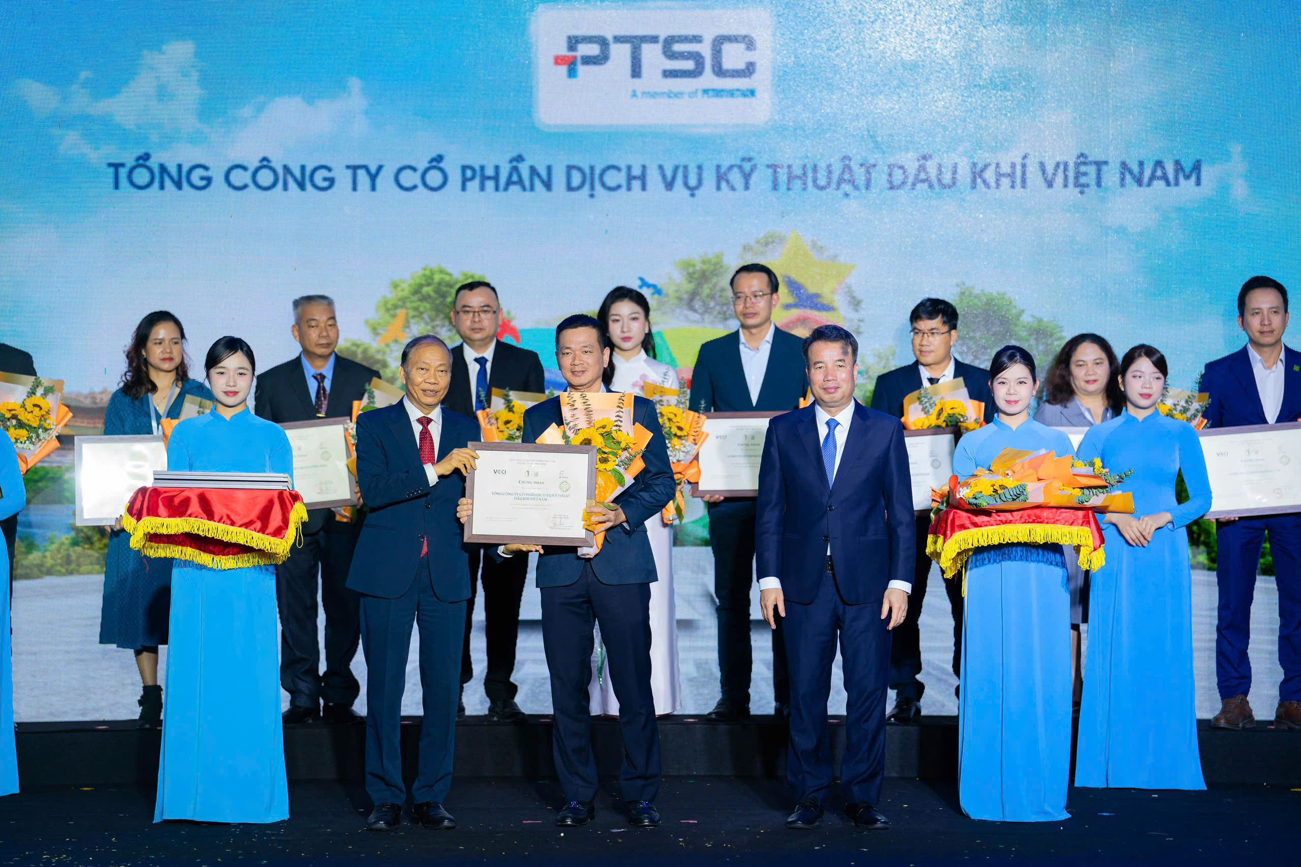 PTSC được vinh danh trong Top Doanh nghiệp Bền vững Việt Nam 2025 (CSI 2025)
