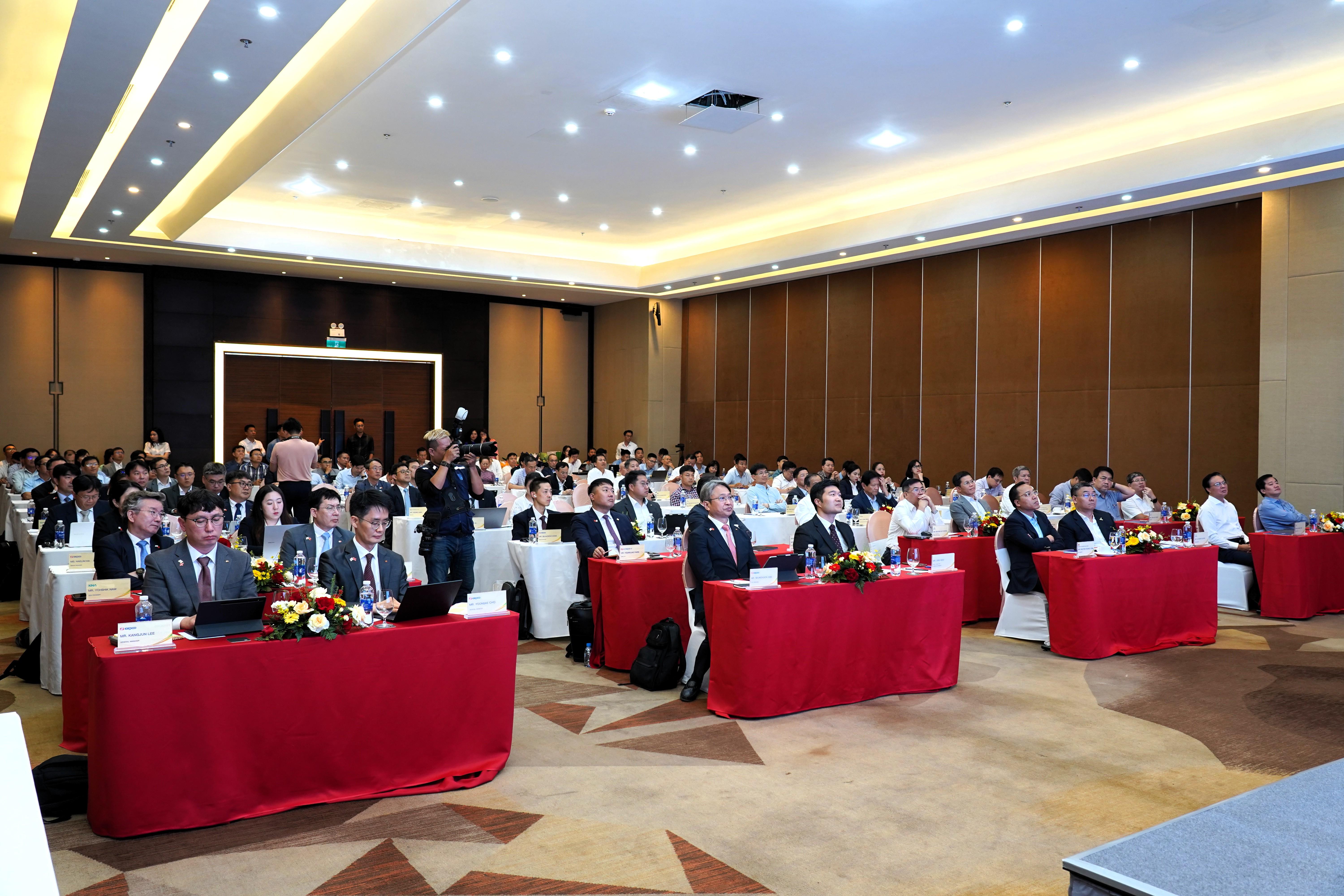 Hội thảo về nội địa hóa chuỗi cung ứng cho các dự án điện hạt nhân tại Việt Nam: Chiến lược tự chủ công nghệ và hợp tác quốc tế