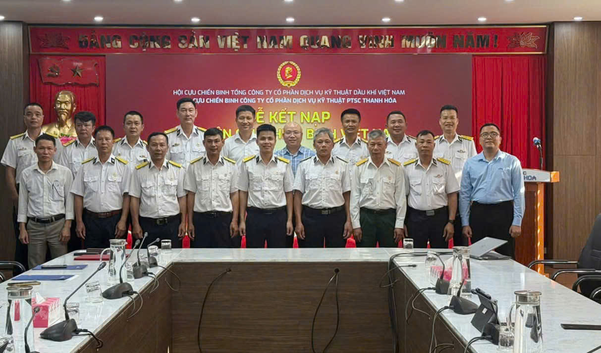 Chi hội Cựu chiến binh PTSC Thanh Hóa tổ chức Lễ kết nạp hội viên mới