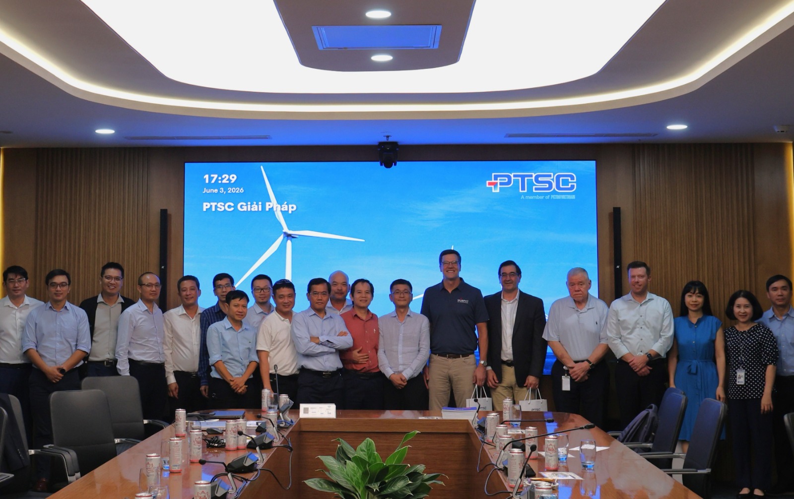 PTSC tiếp đón và làm việc với lãnh đạo cấp cao Murphy Oil Corporation
