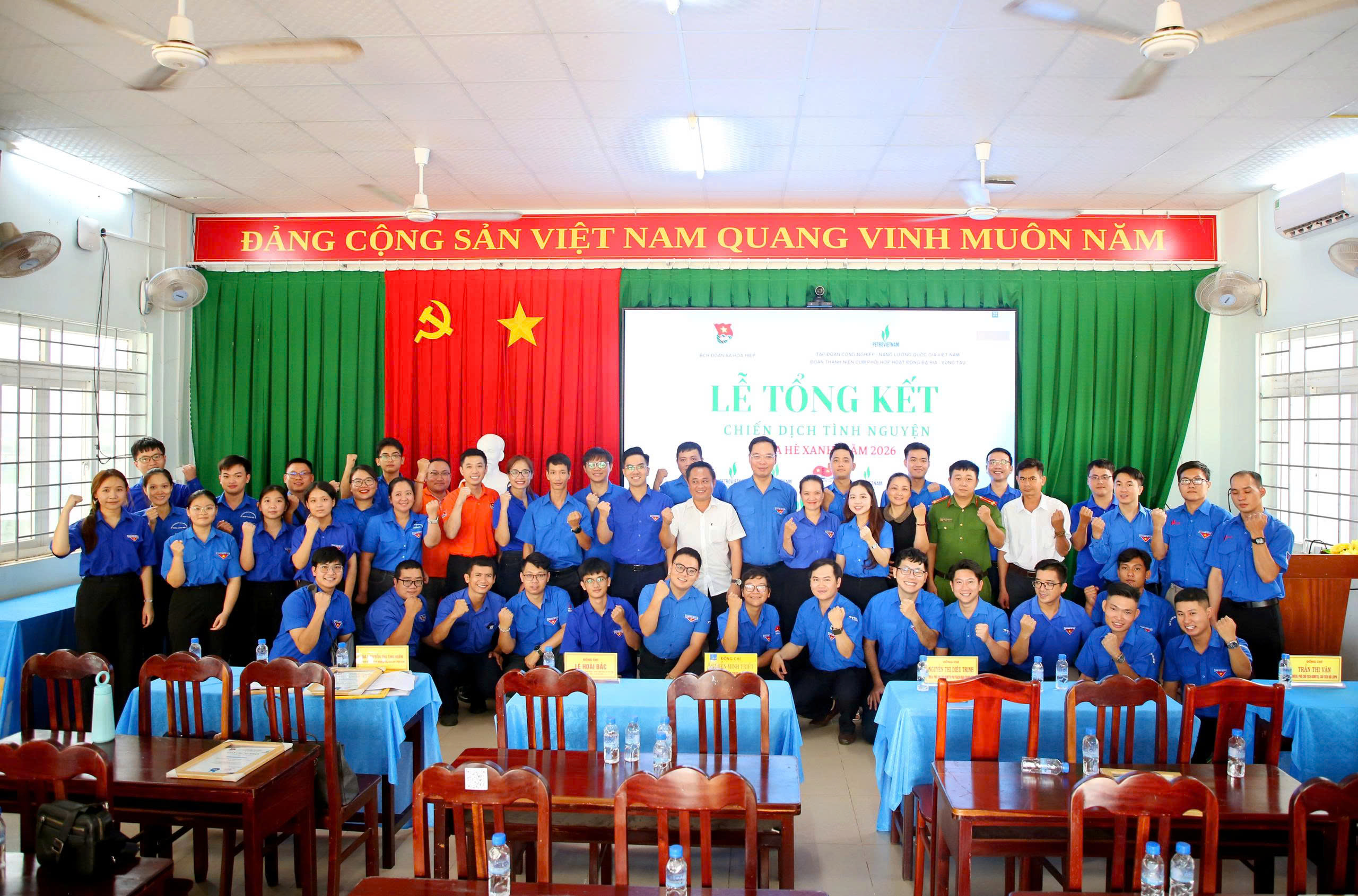 Mùa hè xanh PTSC: Một màu áo – Một niềm tin – Một hành trình