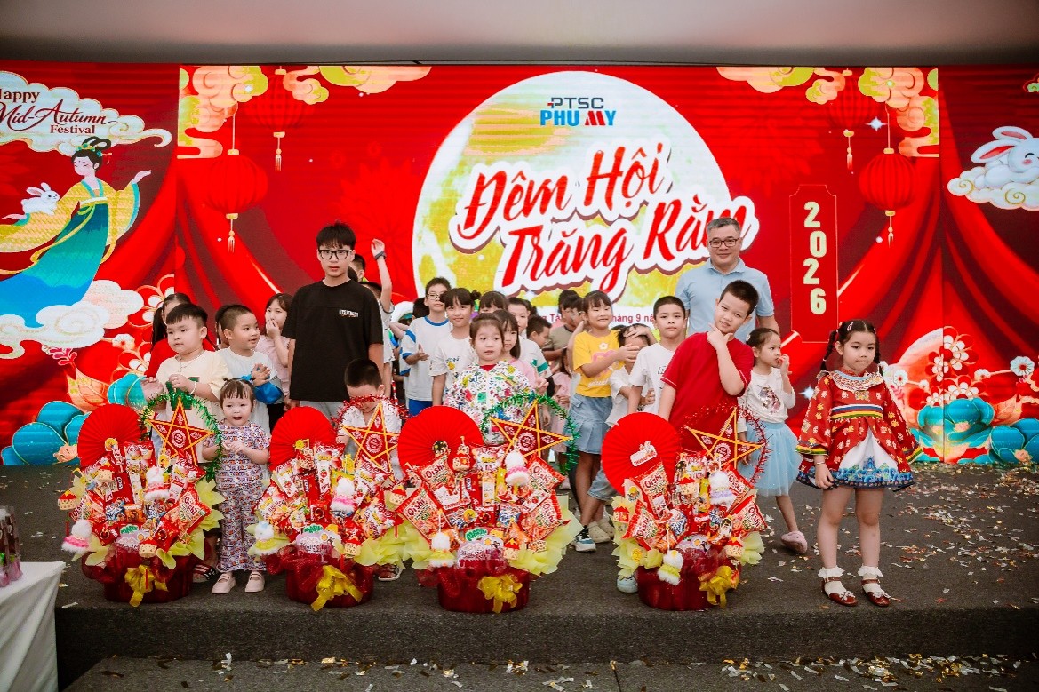 PTSC Phú Mỹ tổ chức chương trình “Vui hội trăng rằm 2026” cho con người lao động