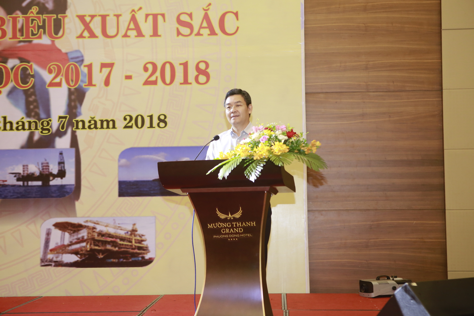 Ong Le Manh Cuong - TGD TCT phat bieu tai Le tuyen duong