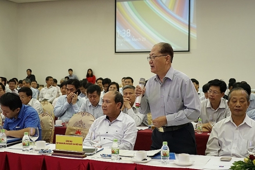 Tiến sĩ Khoa học Ngô Thường San, Chủ tịch Hội Dầu khí Việt Nam, nguyên TGĐ Tập đoàn tham gia thảo luận
